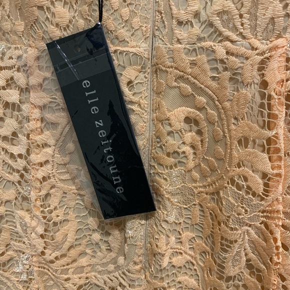 off the shoulder dress - Picture 4 of 4